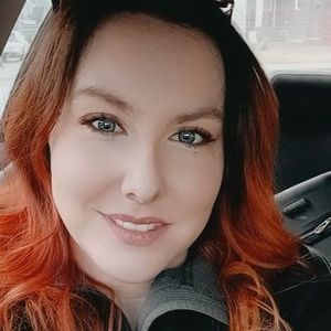 Meet your Posher, Liz